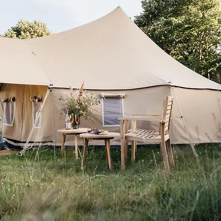 Luxe tent Huno Glamping Borre